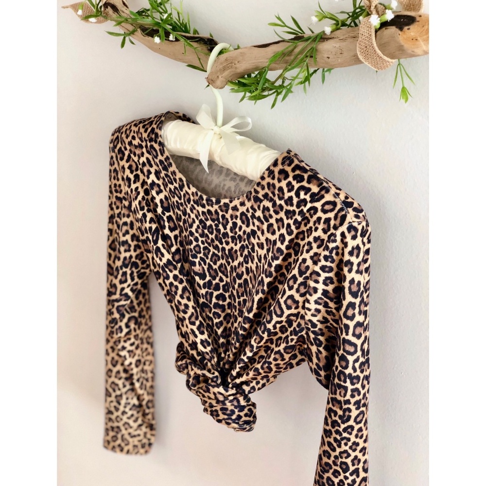 Vintage Leopard Print Long Sleeve